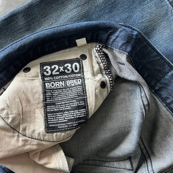 Lightly worn Express Medium Wash Kingston Classic Bootcut Men’s Jeans 32x30 - Picture 2 of 5